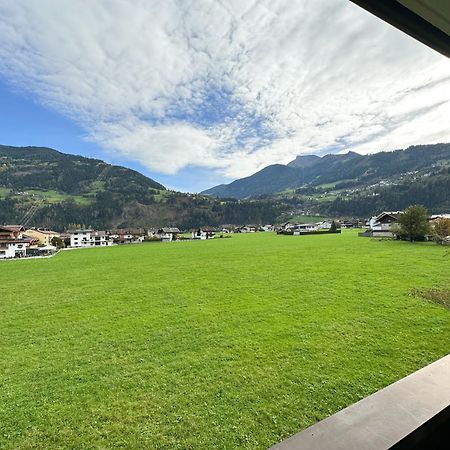 Appartementhaus Zillertal Arena 齐勒河谷采尔 外观 照片